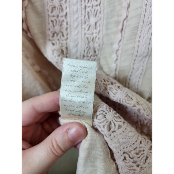 ​Alya Womens S Cream Crochet Lace Tank Top Pom Pom Trim Sheer Panel Boho Blouse - Picture 6 of 6